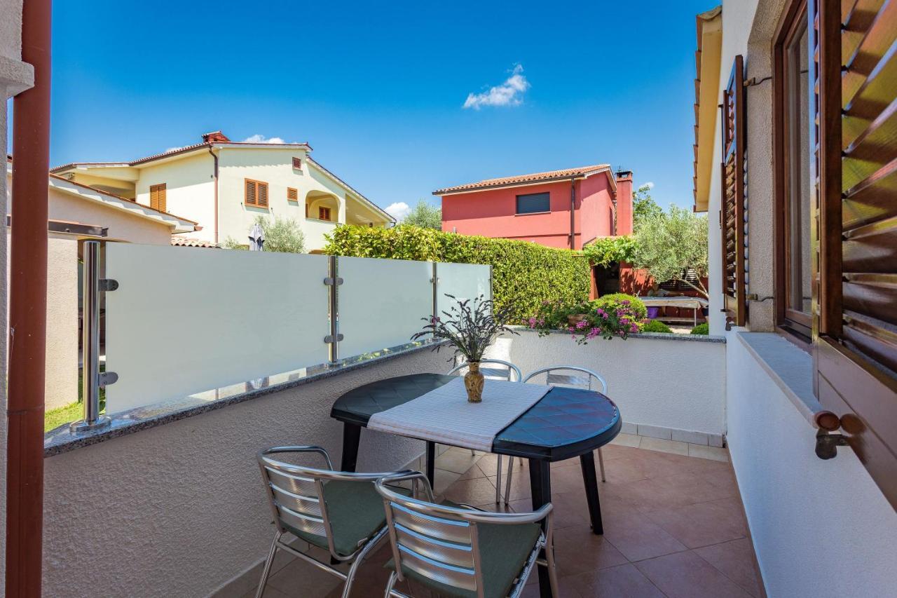 Apartman Mia Fažana Exterior foto
